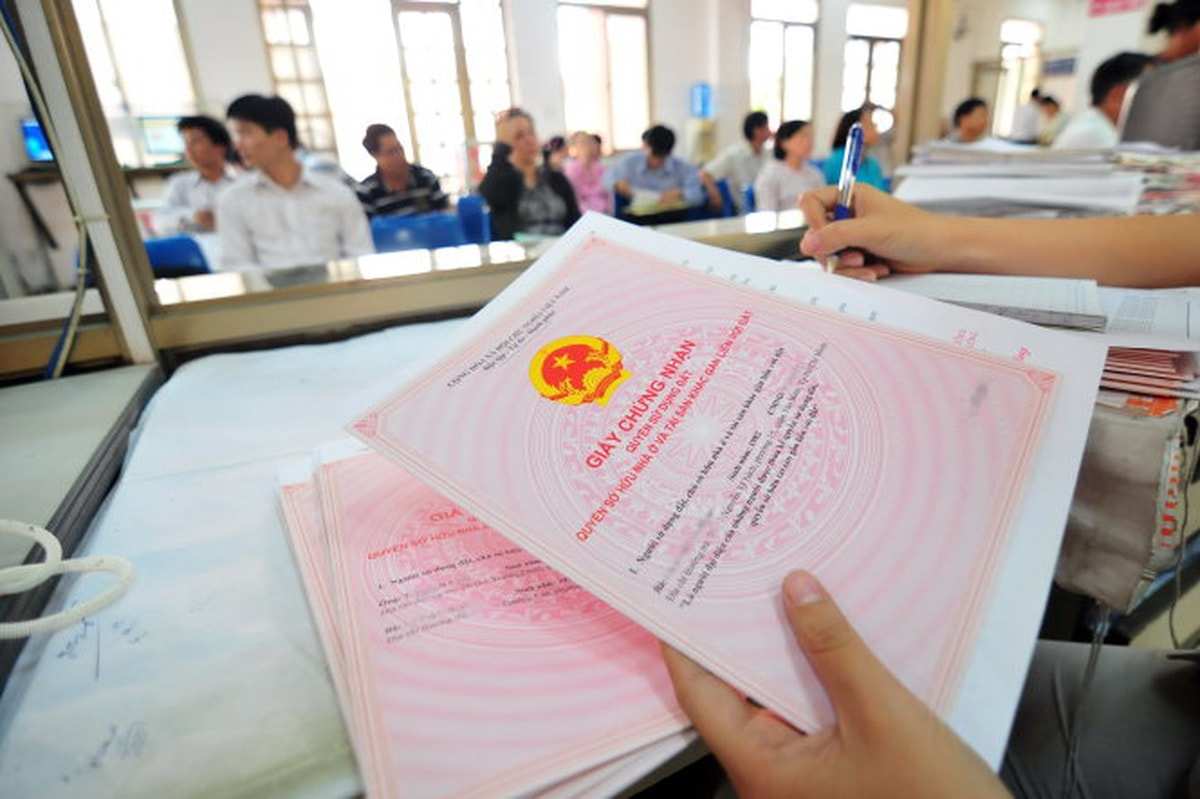 Điều Kiện Cấp Sổ Đỏ Theo Luật Mới 2025